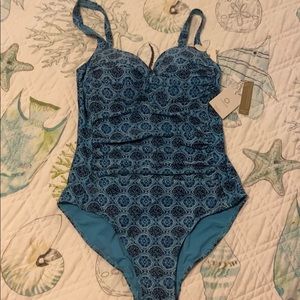 ONSHORE *NEW* Tummy Control Swimsuit Sz 10
